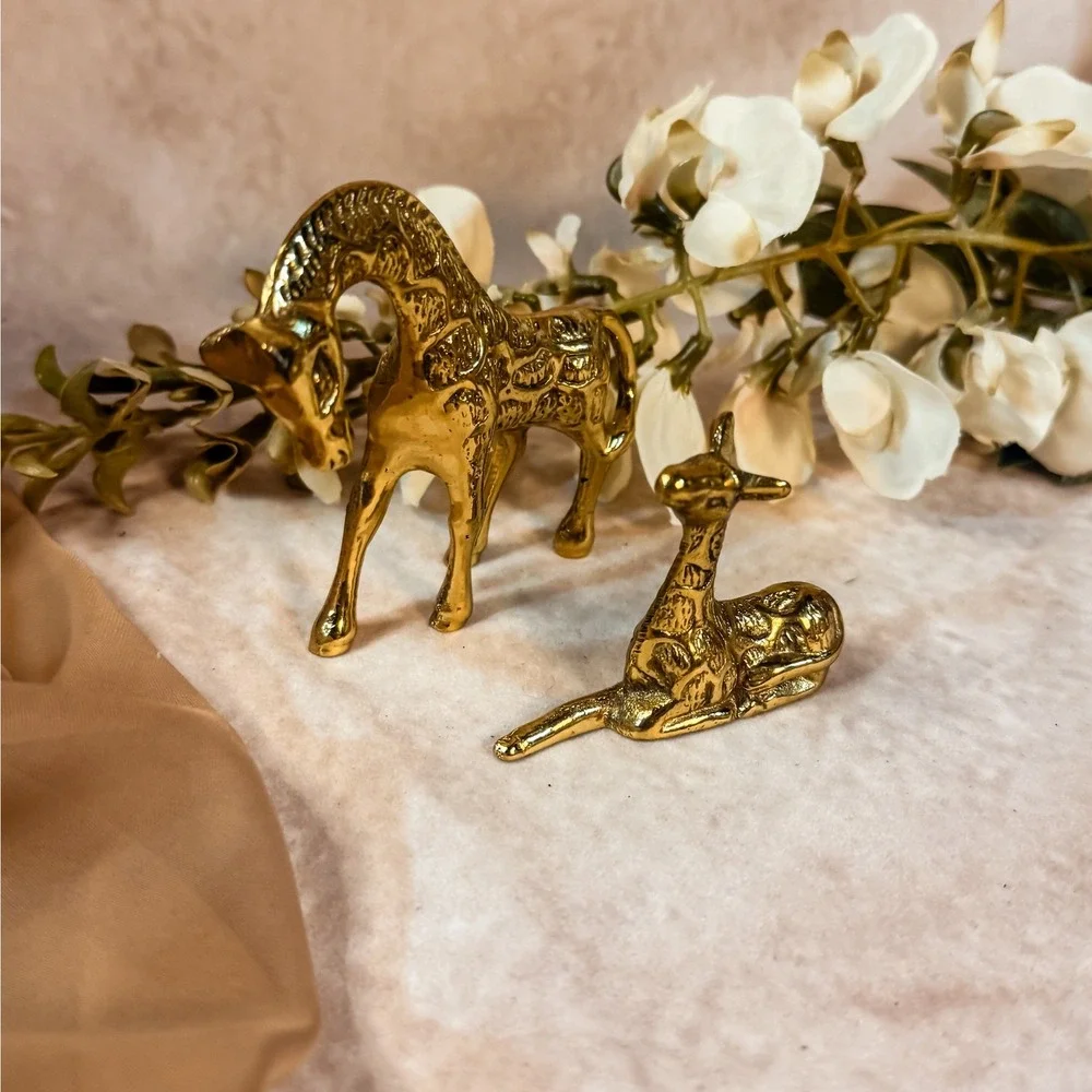 Solid‎ Brass Giraffe Set